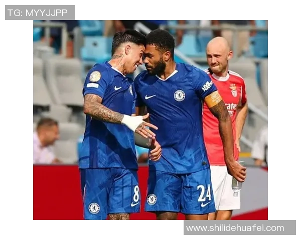 欧联杯精彩对决那不勒斯大胜切尔西红牌事件引发全场热议与十大进球回顾